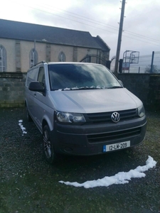 2012 - Volkswagen Transporter ---