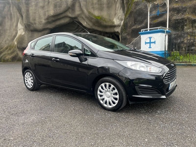 2013 - Ford Fiesta Manual