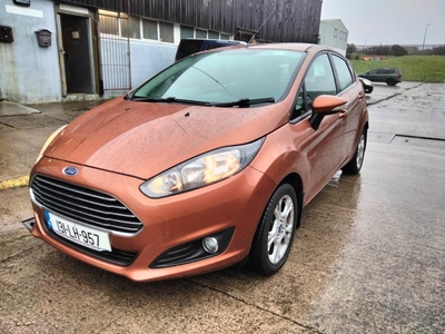 2013 - Ford Fiesta Manual