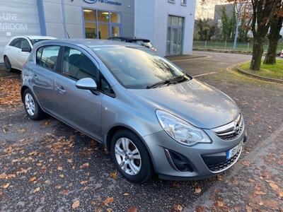 2013 - Opel Corsa Manual