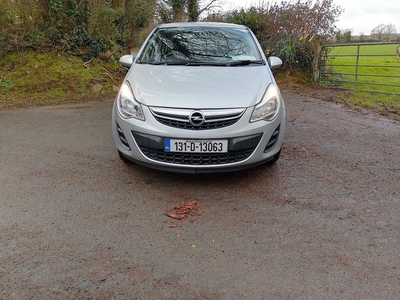 2013 - Opel Corsa Manual