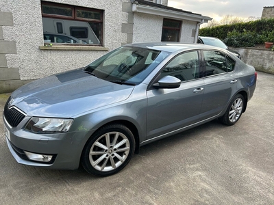 2013 - Skoda Octavia Manual