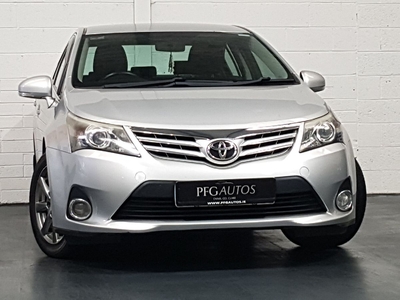 2013 - Toyota Avensis Manual