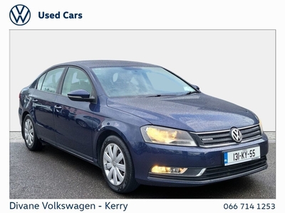 2013 - Volkswagen Passat Manual