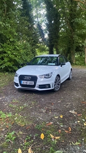 2014 - Audi A1 Manual