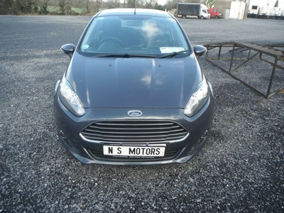 2014 - Ford Fiesta Manual