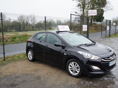 2014 - Hyundai i30 Manual