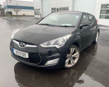 2014 - Hyundai Veloster Manual