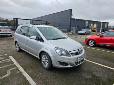 2014 - Opel Zafira Manual