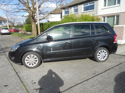 2014 - Opel Zafira Manual