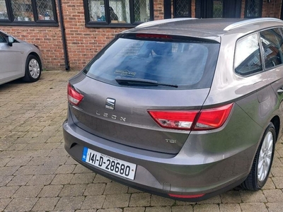 2014 - SEAT Leon Manual