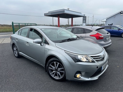 2014 - Toyota Avensis Manual