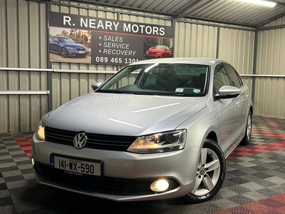 2014 - Volkswagen Jetta Manual