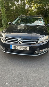 2014 - Volkswagen Passat Manual