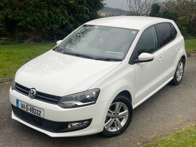 2014 - Volkswagen Polo Automatic