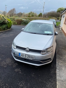 2014 - Volkswagen Polo Automatic