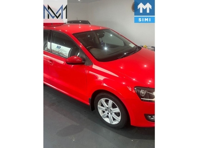 2014 - Volkswagen Polo Manual