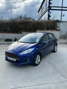 2015 - Ford Fiesta Manual