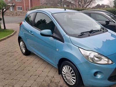 2015 - Ford KA Manual