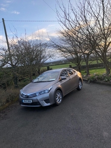 2015 - Toyota Corolla Manual