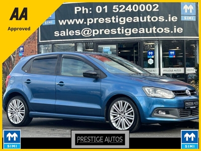 2015 - Volkswagen Polo Automatic