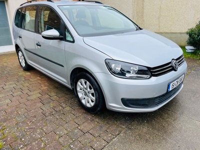 2015 - Volkswagen Touran Manual