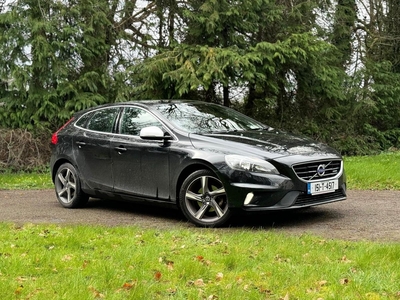 2015 - Volvo V40 Manual