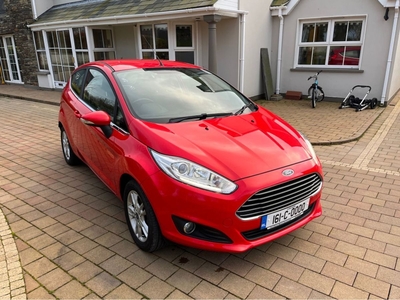 2016 - Ford Fiesta Manual