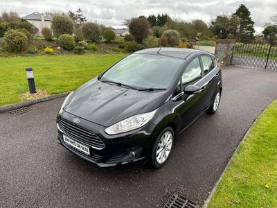 2016 - Ford Fiesta Manual