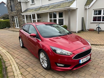 2016 - Ford Focus Manual