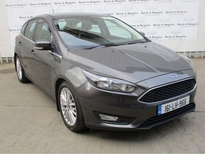 2016 - Ford Focus Manual