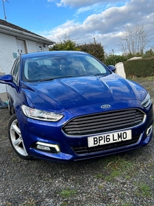 2016 - Ford Mondeo Manual