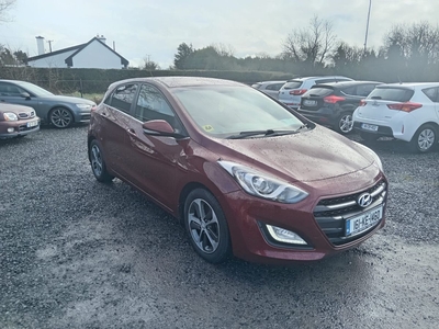 2016 - Hyundai i30 Manual