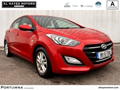 2016 - Hyundai i30 Manual