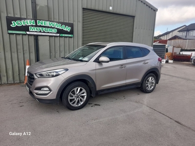 2016 - Hyundai Tucson Manual