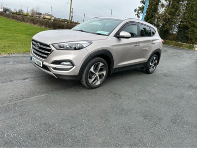 2016 - Hyundai Tucson Manual