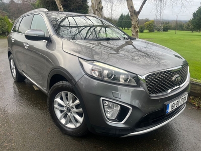 2016 - Kia Sorento Manual