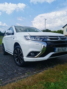 2016 - Mitsubishi Outlander Automatic