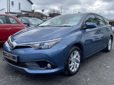 2016 - Toyota Auris Manual