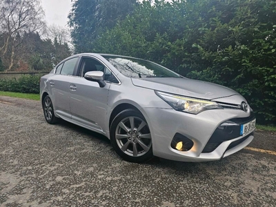 2016 - Toyota Avensis Manual