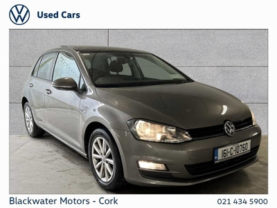 2016 - Volkswagen Golf Manual