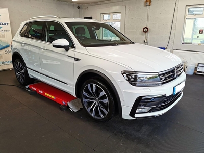 2016 - Volkswagen Tiguan Manual