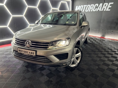 2016 - Volkswagen Touareg Automatic