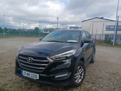 2017 - Hyundai Tucson Manual