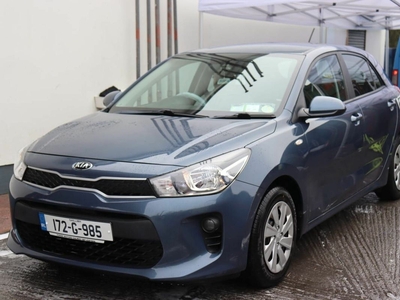 2017 - Kia Rio Manual