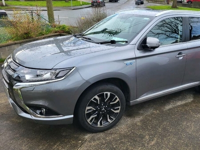 2017 - Mitsubishi Outlander Automatic