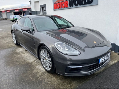 2017 - Porsche Panamera Automatic