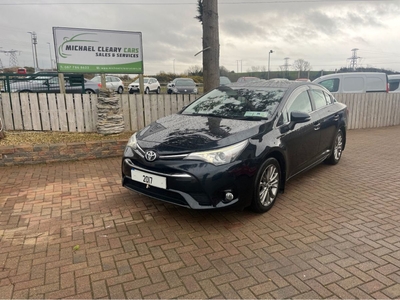 2017 - Toyota Avensis Manual