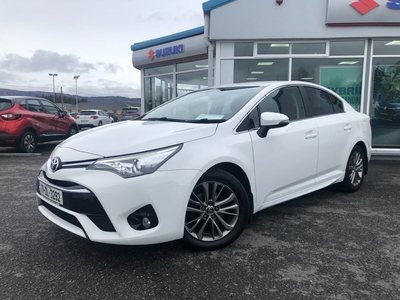 2017 - Toyota Avensis Manual