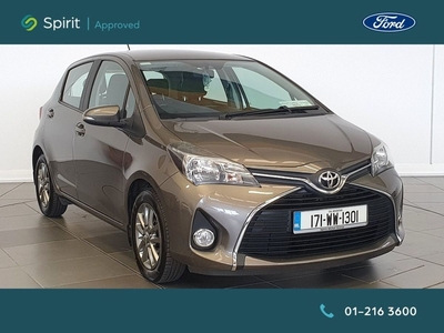 2017 - Toyota Yaris Manual